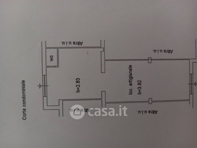 Capannone in commerciale in 