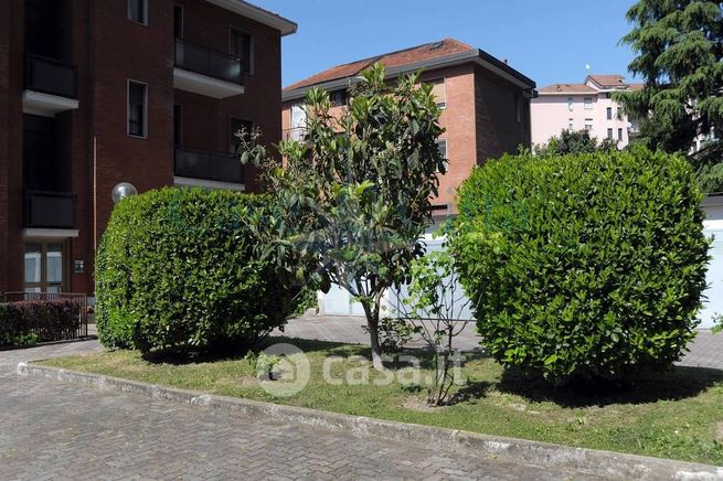 Box/posto auto in residenziale in Via Domenico Millelire