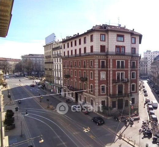 Loft in residenziale in Via G. Leopardi 8