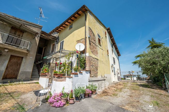 Casa indipendente in residenziale in Via Ceriati Franchina 29