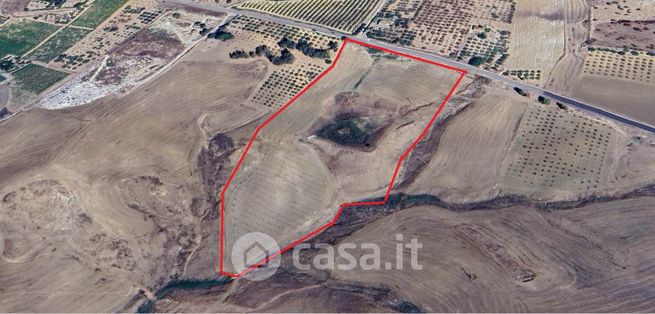Terreno agricolo in commerciale in