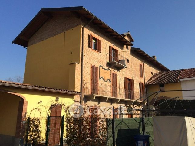 Appartamento in residenziale in Strada Tetti Rosa 17