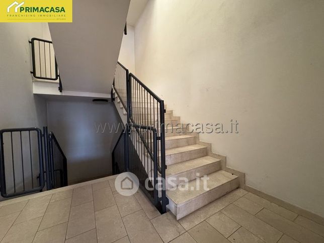 Capannone in commerciale in Via Monti Berici
