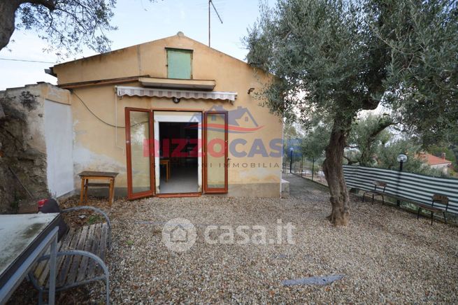 Casa indipendente in residenziale in Contrada da Acqua del Fico