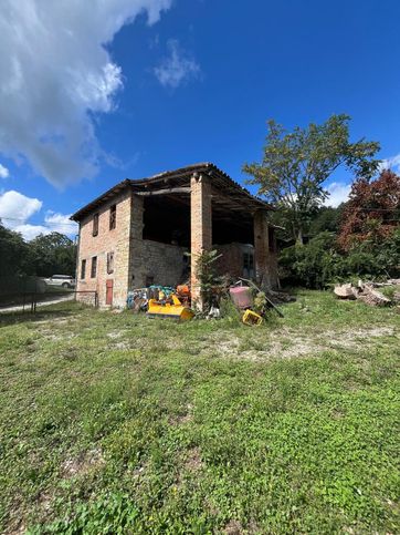 Rustico/casale in residenziale in piedivia