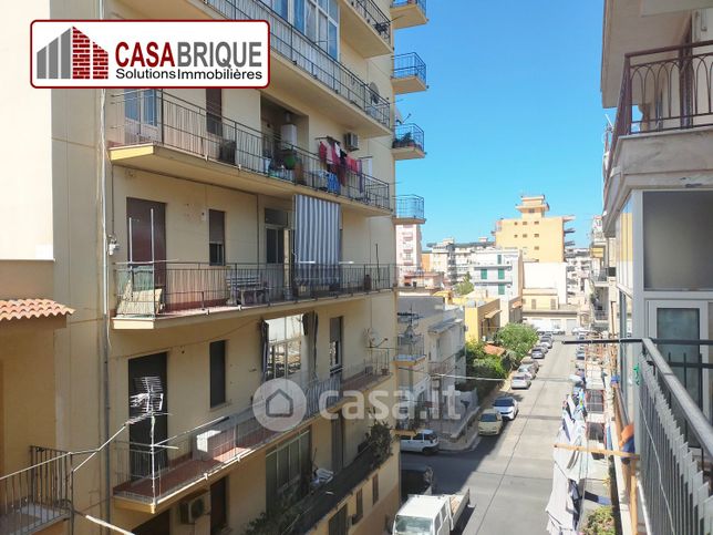 Appartamento in residenziale in Via F. de Maria 10