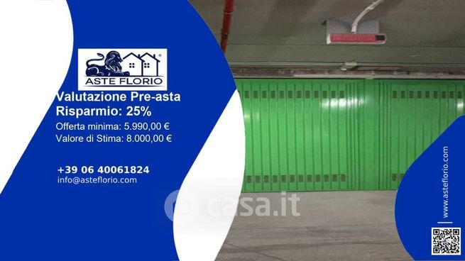 Box/posto auto in residenziale in Via Envie 8 /A