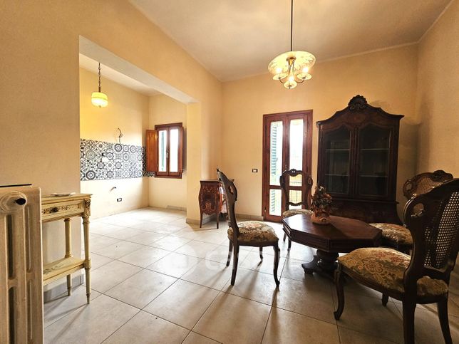 Appartamento in residenziale in Via Francesco Petrarca 120