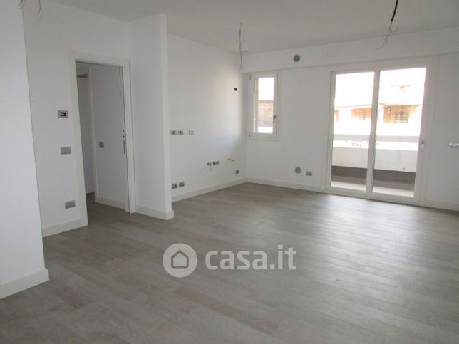 Appartamento in residenziale in Via delle Baleari 186