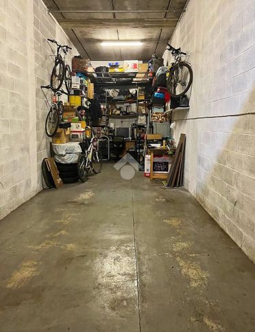 Box/posto auto in residenziale in Via C. Colombatto 10