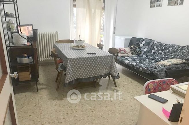 Appartamento in residenziale in Via Delle Robinie 2