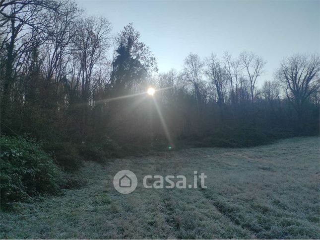 Terreno agricolo in commerciale in 