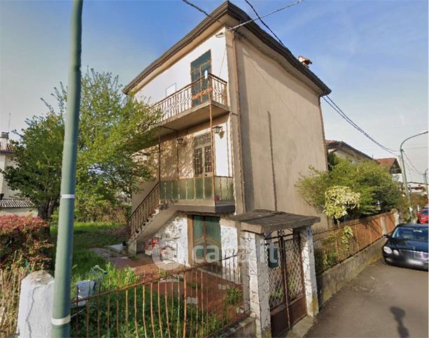 Casa indipendente in residenziale in Via Santa Rita