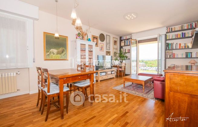 Appartamento in residenziale in Via Tomaso Albinoni 40