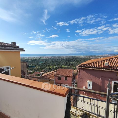 Appartamento in residenziale in Via Calvario 100