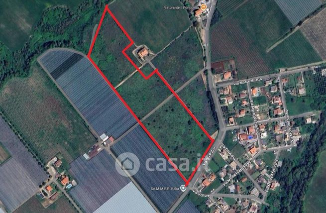 Terreno agricolo in commerciale in Via Ardeatina 162