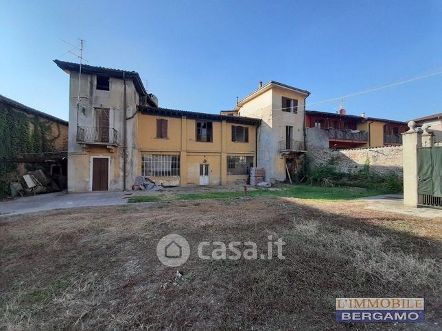 Terreno agricolo in commerciale in Via Don A. Bigoni