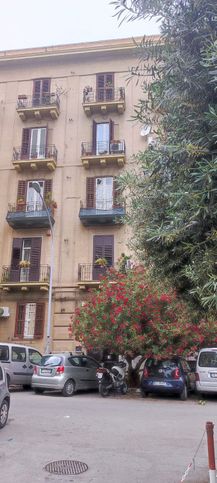 Appartamento in residenziale in Via Houel 17