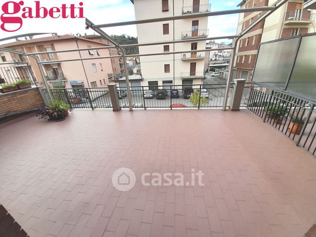Appartamento in residenziale in Via del Senato