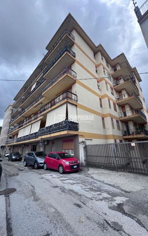 Box/posto auto in residenziale in Via Polveriera 5