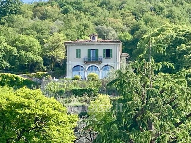 Villa in residenziale in Via delle Cave