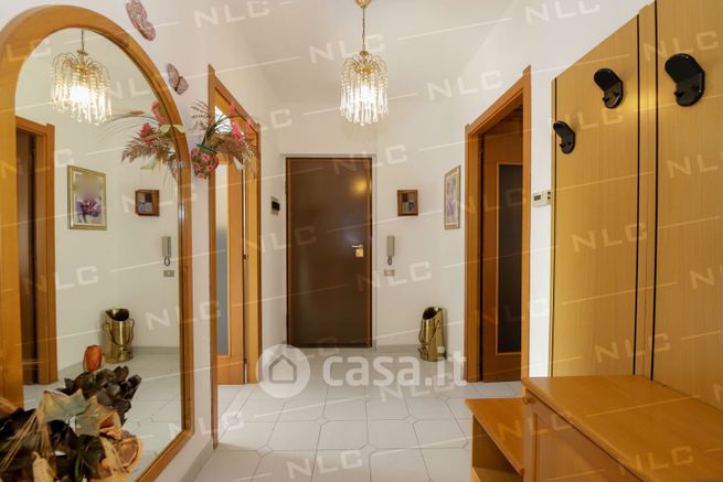 Appartamento in residenziale in Via Tedisio 66