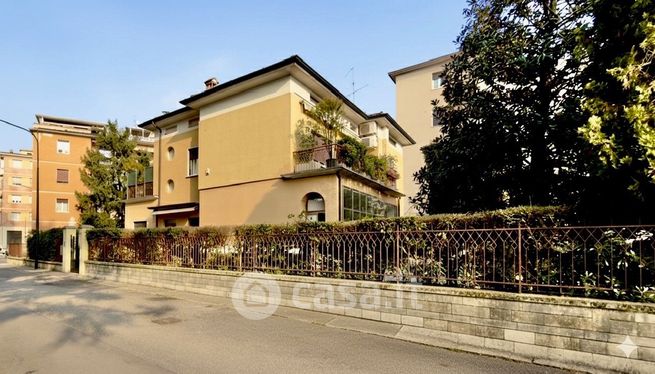 Casa indipendente in residenziale in Via Angela Contini