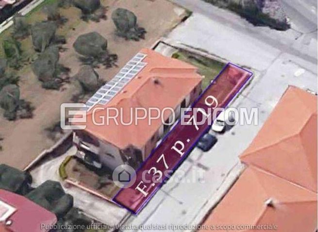 Terreno agricolo in commerciale in Via degli Uliveti
