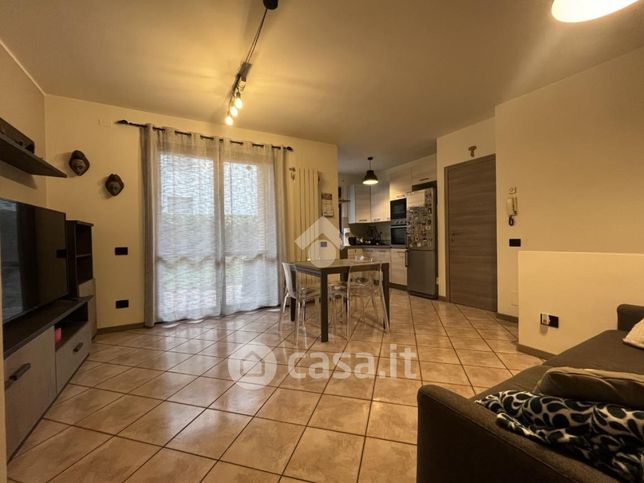 Appartamento in residenziale in Via Monte Aga 25