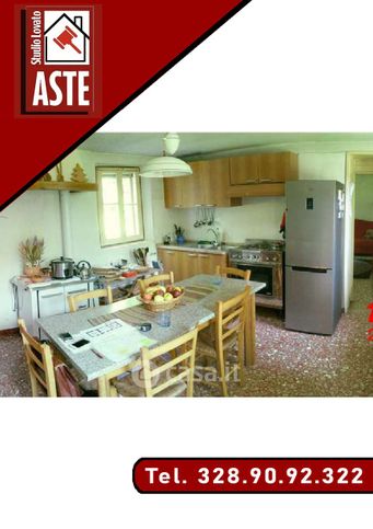 Appartamento in residenziale in Via Pedemonte 18