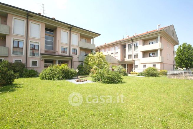Appartamento in residenziale in Via Papina 6