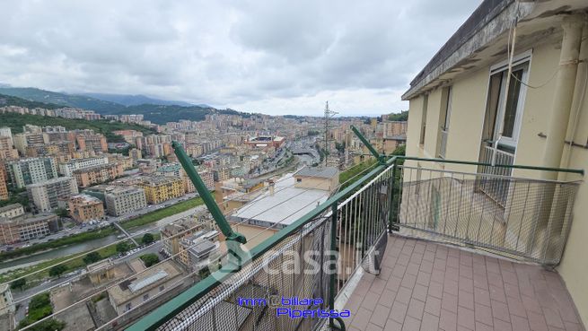 Appartamento in residenziale in Via Antonio Burlando 18