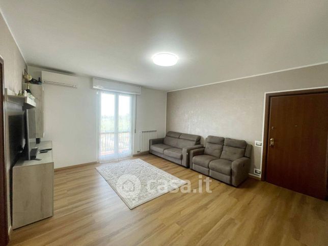 Appartamento in residenziale in Via IV Novembre