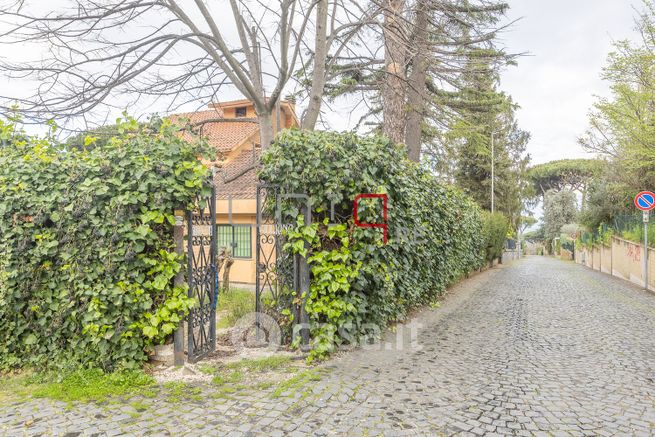 Villa in residenziale in Via Acqua Cabra 2
