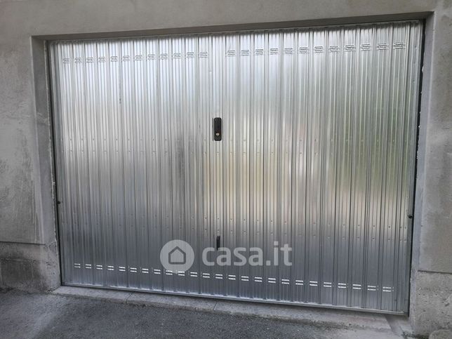 Garage/posto auto in residenziale in 