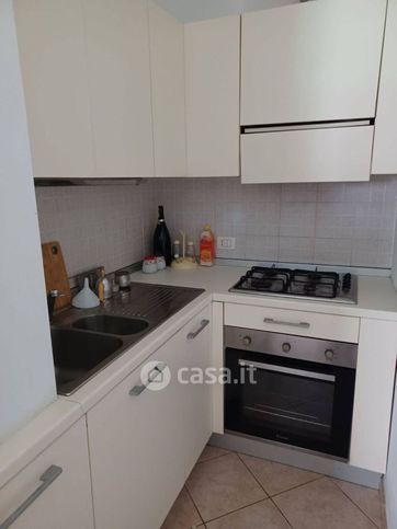 Appartamento in residenziale in Via Giulini