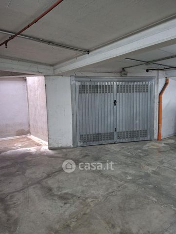 Box/posto auto in residenziale in Via Badia