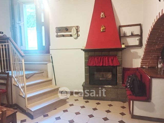 Appartamento in residenziale in Via Costa dei Frati