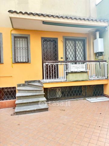 Casa bi/trifamiliare in residenziale in Via Orazio Borgianni 102