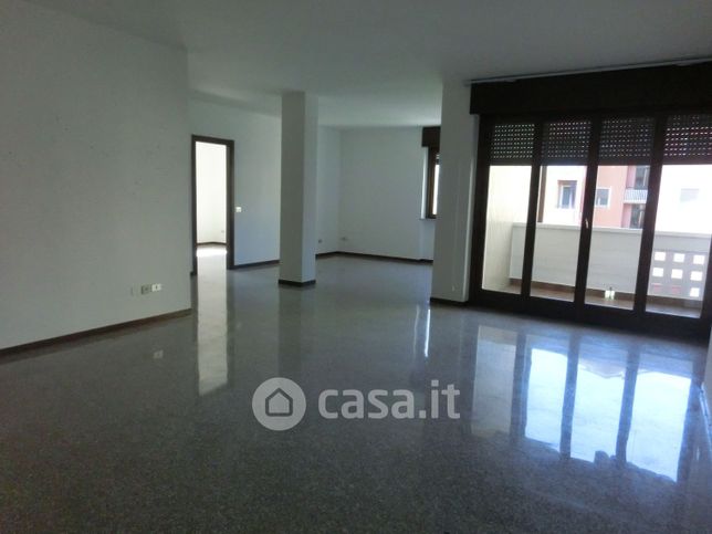 Appartamento in residenziale in Via Giuseppe Piermarini