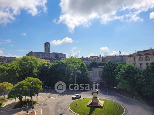 Appartamento in residenziale in Via Cacciatori delle Alpi