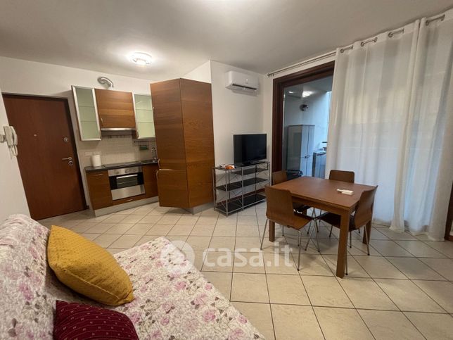 Appartamento in residenziale in Via Cesare Battisti