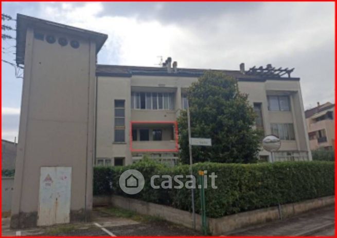 Appartamento in residenziale in Via F. Magellano 25