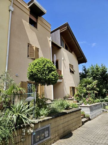 Villetta a schiera in residenziale in Via San Colombano