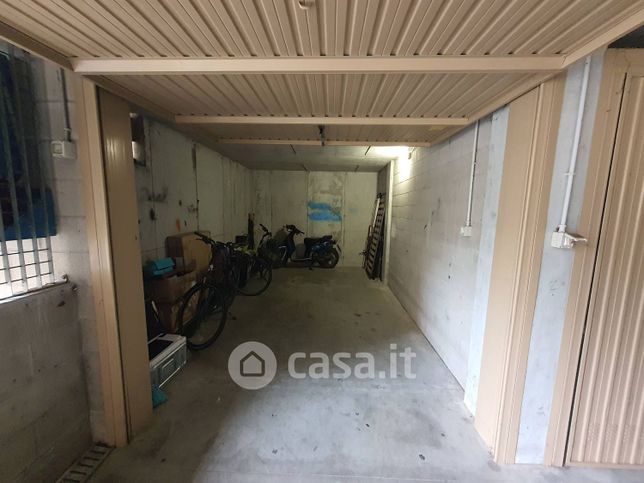 Garage/posto auto in residenziale in Via Luigi Einaudi