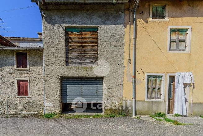 Rustico/casale in residenziale in Via Pezze