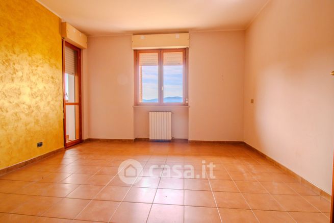 Appartamento in residenziale in Via Donatello 44
