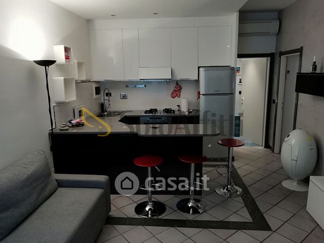 Appartamento in residenziale in Via Fratelli Cairoli 58
