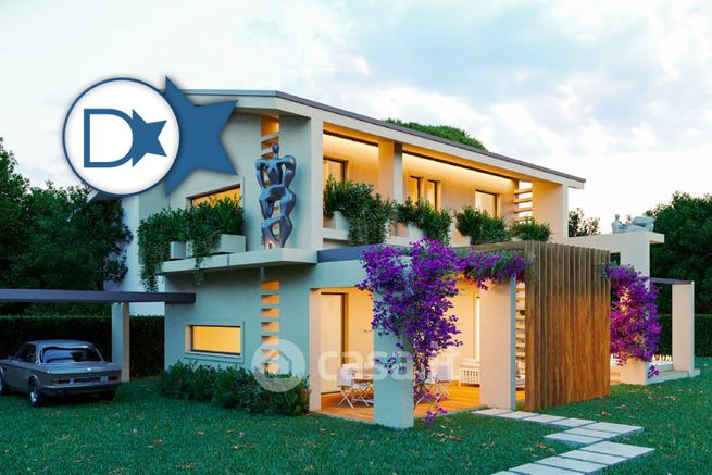 Casa bi/trifamiliare in residenziale in Via Francesco Carrara 306