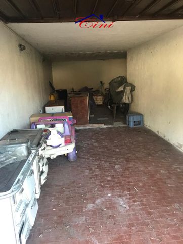 Garage/posto auto in residenziale in Via per Lecco